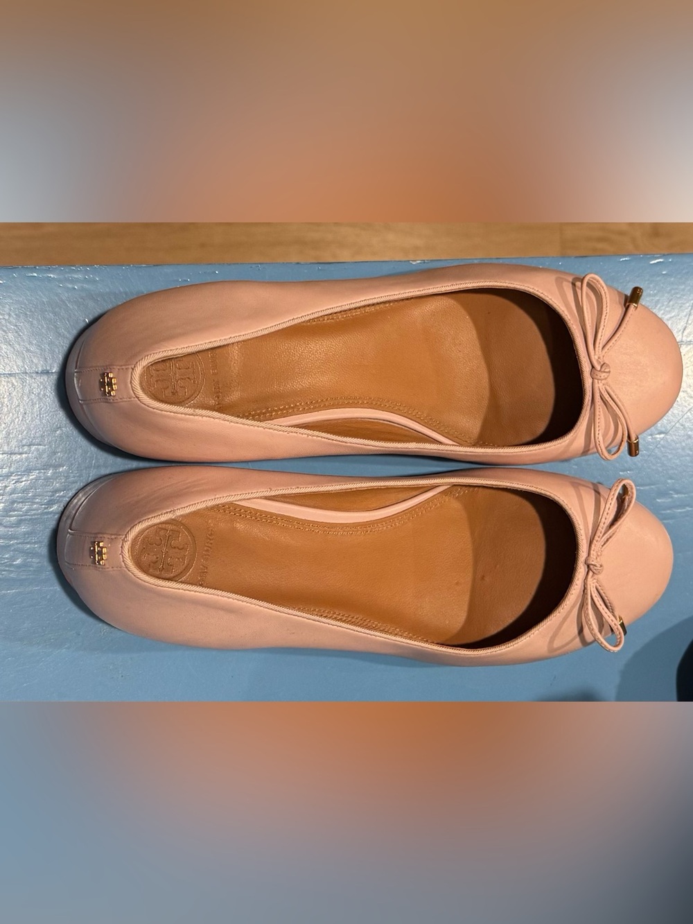Tory Burch Reva Heeled Leather Ballet Flats in Light Pink